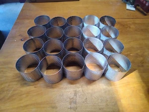 20 Edelstahl Käse/Käseformen, 3"x3" offener Boden - Bild 1 von 3