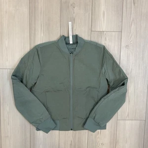 Lululemon Damengröße 8 grün Nylon durchgehender Reißverschluss Non-Stop Bomber Wendejacke - Bild 1 von 10