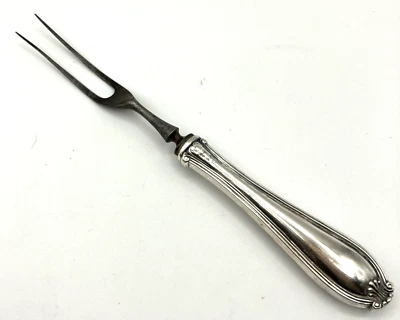 Tenedor para tallar carne de ley Margaret Old by International 8 1/2" plata antigua Foto 1 de 4