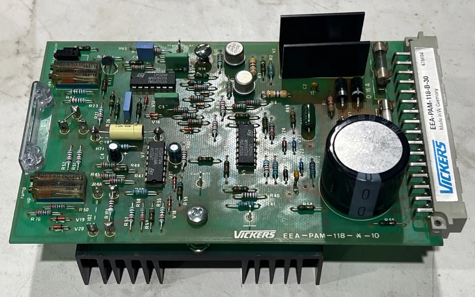 🔥VICKERS EEA-PAM-118-B-30 Power Amplifier Card, Used, Free Shipping🇺🇸 - Image 1 of 4