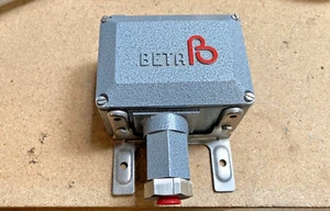 Beta B Pressure Switch. C23 - P506H - SIN - BI - KI - Picture 1 of 6