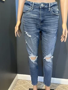 Women's SO Super High Rise Size 9 Short Light Wash distressed Jeggings NWT - Picture 1 of 11