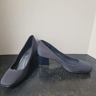 Tacones Donald Pliner azul marino talla 8,5 Foto 1 de 4