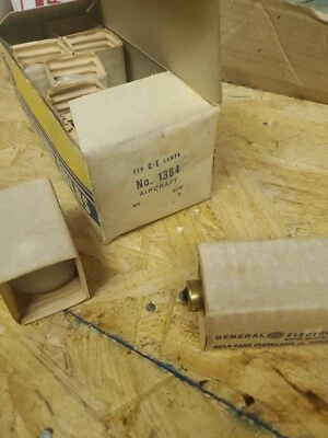 NOS BOX AUTO Head Lamp CAR Spot Light Bulbs GE 1384 AIRCRAFT Plane Vintage 6v - Image 1 of 4