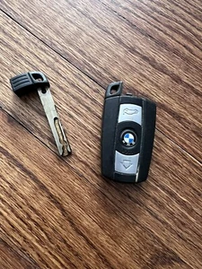 2007 BMW 328xi 335xi Smart Key Fob Keyless Entry Remote OEM xDrive E90 E92 E9x - Picture 1 of 2