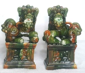 Excellent Pair Of Vintage 11 1/2 Inch Chinese Glazed Porcelain Foo Dog Statues - Picture 1 of 8