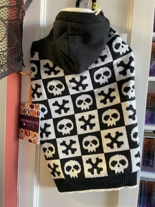 Medium Size Skull & Crossbones Dog Sweater With Hood - Picture 1 of 8