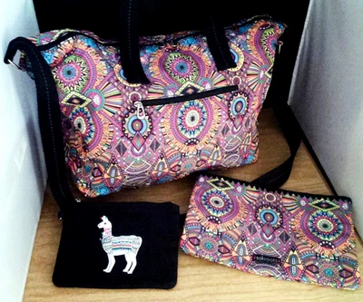 Сумка бохо через плечо Sakroots Wanderlust Llama плюс 2 подходящих чехла новая без ценников - Изображение 1 из 4