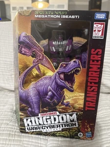 Transformers Generations War for Cybertron Kingdom Leader Megatron Action Figure - Picture 1 of 3