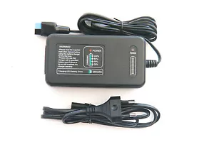 Motocaddy Lithium-Batterie-Ladegerät für LiFePO4 Batterie - Europäische Stecker - Bild 1 von 1