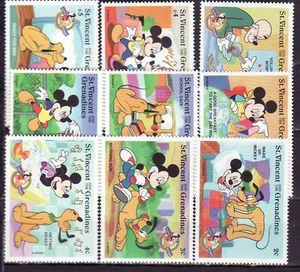 D1372 - St. Vincent - MNH - Walt Disney - Foto 1 di 1