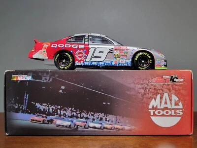 Mac Tools Jeremy Mayfield / Muppets 2002 Dodge Intrepid R/T Nascar Diecast 1/64 - Image 1 of 3