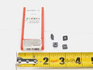 4 Stück NEU SANDVIK COROMANT ANSI 490R-08T308M-PM 1010 TiAlN BESCHICHTETE HARTMETALLEINSÄTZE - Bild 1 von 3