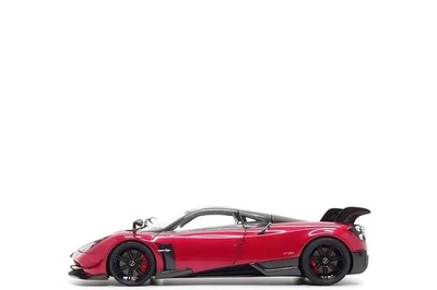 AUTOart 1:18 Pagani Huayra BC in Rosso Dubai - Image 1 of 4