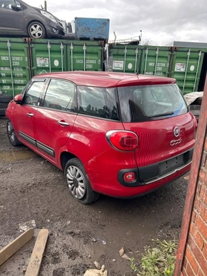 PINZA TRASERA DERECHA FIAT 500L MPW 351,352 2013-2017 0000077366582 Foto 1 de 4