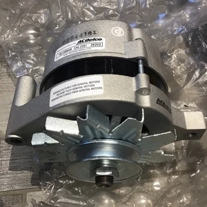 Alternator Ford Mustang 64-72, Bronco 66-74, Econoline 65-71, F100 62-71, Fairla - Picture 1 of 6