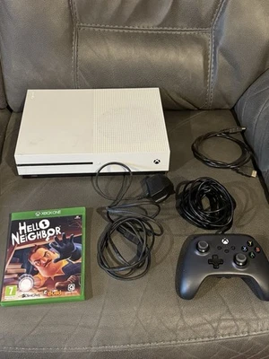 Microsoft Xbox One S 1TB Home Console - White - Bundle With Game - Image 1 of 4