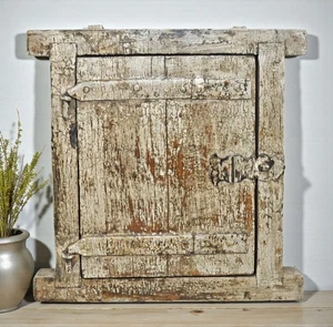 Antik Holz Wanddeko kleines Fenster original alt Handarbeit neu bemalt - Bild 1 von 6