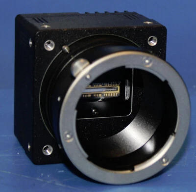 Basler Runner ruL2048-30gm 2048 Pixel 29.2 kHz Linescan GigE Camera 8 - Imagem 1 de 4