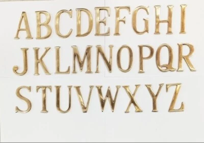 Letras del alfabeto dorado pulido 26 latón hogar 100 mm (4 pulgadas) AtoZ montadas en la pared Foto 1 de 4