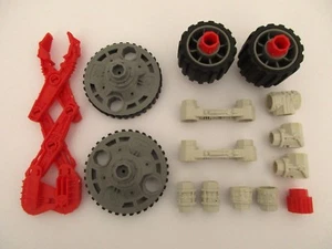 Konvolut ROBOTIX R170 Teile - Teleskopzangen und Räder - MB 1986 - Bild 1 von 1