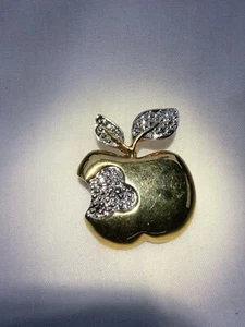 Vintage Apple Two Tone Silver Gold Lapel Clothing Pin Decorative 1” Elegant - Picture 1 of 4