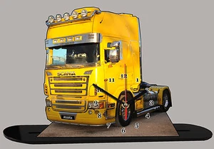 CAMION MINIATURE, TRUCK SCANIA JAUNE 11 en horloge sur socle - Picture 1 of 1