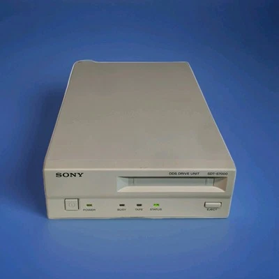 SONY DDS Drive Unit SDT-S7000 4GB / 8GB DDS-2  DAT SCSI External Tape Drive - Image 1 of 3
