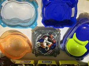 Large Lot Beyblade Authentic Tomy/Hasbro + Some Metal + Launchers + Arenas - Picture 1 of 24