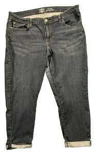 Signature by Levi Strauss Mid Rise Boyfriend Jeans Dark Wash Cropped Cuffed 38W - Picture 1 of 7