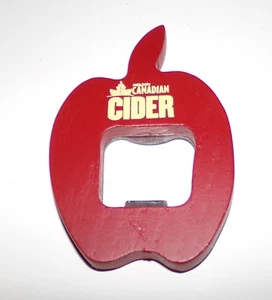 APPLE Molson Canadian Cider Beer Bottle Opener - New Old Stock HTF RARE - Foto 1 di 2