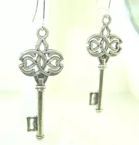 New Celtic Knot Skeleton KEY with HEARTS Silver-tone Dangle Earrings 2-5/8" Long - Imagen 1 de 3