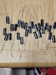 50 UF 25 V Electrolytic Capacitors Mallory TT25M50A 25 Pieces - Picture 1 of 1