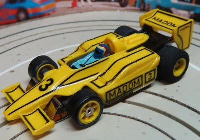 Faller Aurora 5660 ~~  G-Plus Formel 1 Madom  + 2 neue Moosgummi Reifen #MFB12 - Bild 1 von 3