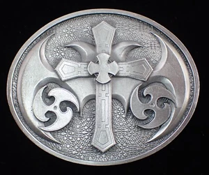 LARGE SIZED BATTLE AXE CROSS WITH THROWING STARS BELT BUCKLE SISKIYOU PEWTER - Picture 1 of 3