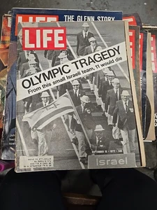 VTG Life Magazine September 15 1972 - Olympic Tragedy From Small Israeli Team - Bild 1 von 8