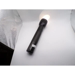 Maglite Incandescent Flashlight D Cell Black Heavy Duty Work Light Tested Workin - Picture 1 of 3