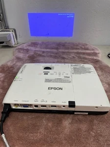 Epson PowerLite 1776W Wireless WXGA 3LCD Projector / H476A - Afbeelding 1 van 16