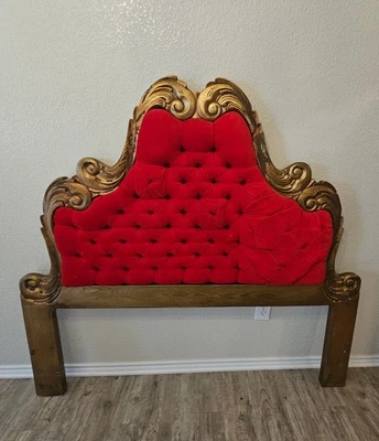 Cabecero vintage tamaño completo Hollywood Regency rojo terciopelo acolchado madera ornamentado Foto 1 de 4