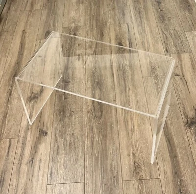 Acrylic Table - 12mm Clear Acrylic Coffee table / Side Table - Image 1 of 4