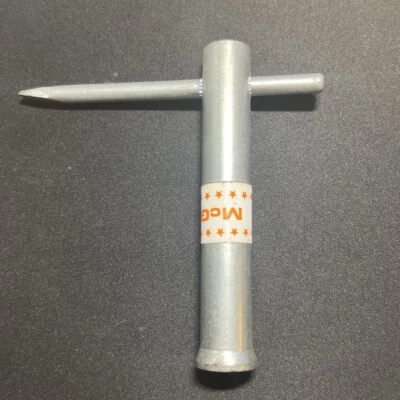 McGard Chrysler Código NARANJA Alambre Cubierta de Rueda Tapacubos LLAVE Dodge Plymouth Chrysler Foto 1 de 4