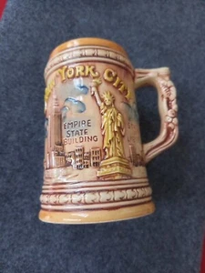 NEW YORK CITY Beer STEIN MUG TWIN TOWERS Statue of Liberty Empire ENCO 1978  - Picture 1 of 10