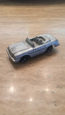 Vintage Tootsie Toy Mercedes-Benz 450SL Roadster Silver Metallic Metal Car - Image 1 of 4