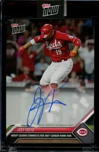 2023 Topps Now #584A Joey Votto Autografo Autografo #d/99 - Foto 1 di 2