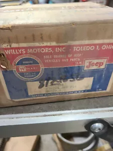 Vintage Jeep Williys Set of 4 Pistons NOS NEW 8121656 .20 Over - Picture 1 of 5