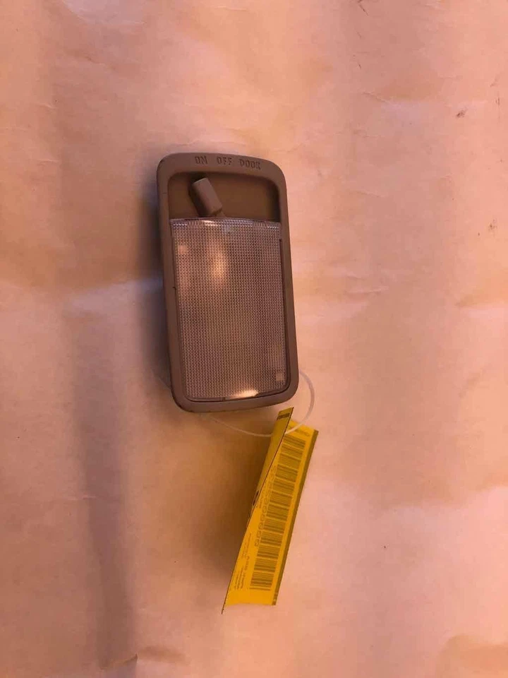 Nissan Versa 2014 hatchback cúpula central trasera interior mapa luz de lectura lámpara OEM Foto 1 de 4