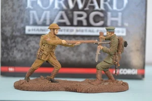 Corgi Forward March 1:32 Battle of the Somme British Soldier Bayonetting German - Picture 1 of 3