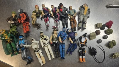 Vintage Hasbro 1980s GI JOE Action Figures, Accessories, ID Cards LOT - Image 1 of 4