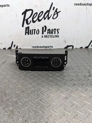 Control de temperatura montado en tablero Opt CJ2 se adapta a 12-14 SUBURBAN 1500 1108007 Foto 1 de 4