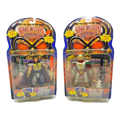 Playmates Guerreros Esqueleto Príncipe Estrella de Luz Ursak The Guardian Legión de Luz Foto 1 de 4